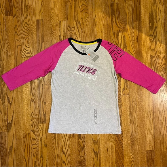 NWT Nike Vintage 3/4 Sleeve Shirt - Picture 4 of 12